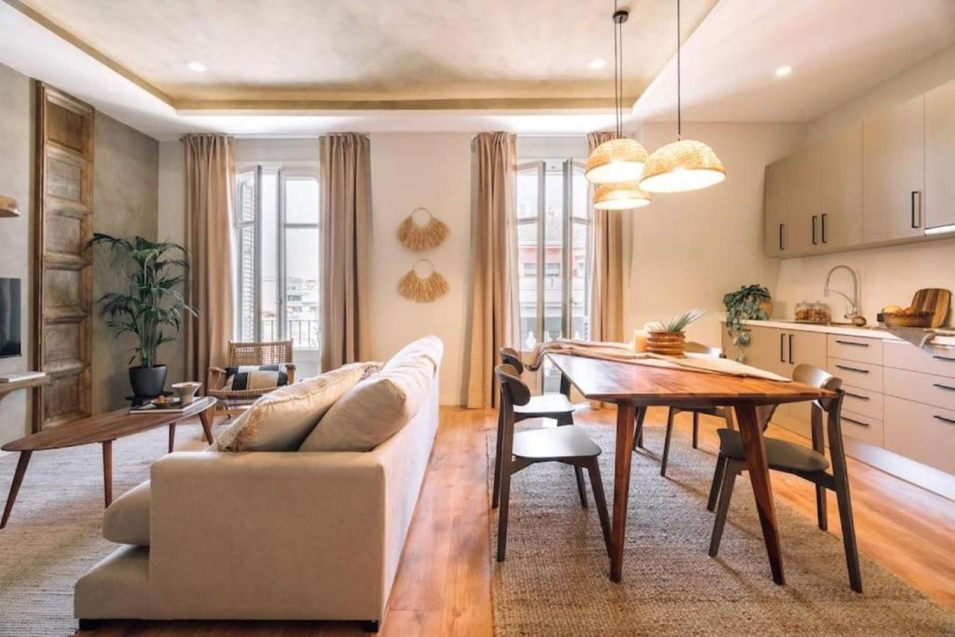 Salonga - 1 Bedroom And Balcony In Eixample Esquerra Barcelona Eksteriør billede