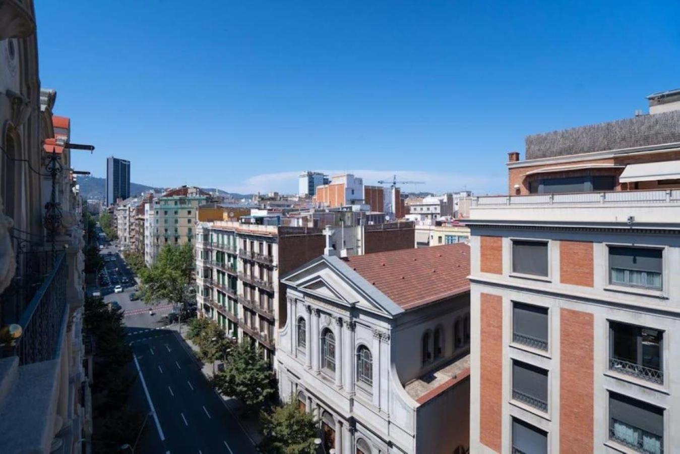 Salonga - 1 Bedroom And Balcony In Eixample Esquerra Barcelona Eksteriør billede